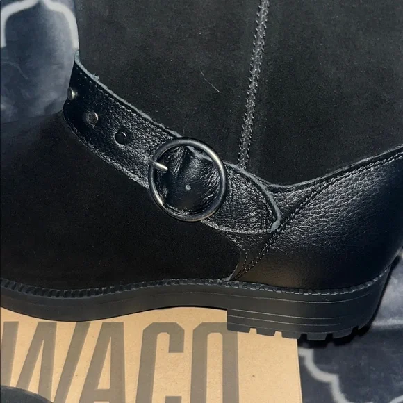 Revitalign Women's Black Ankle Booties - Picture 12 of 15